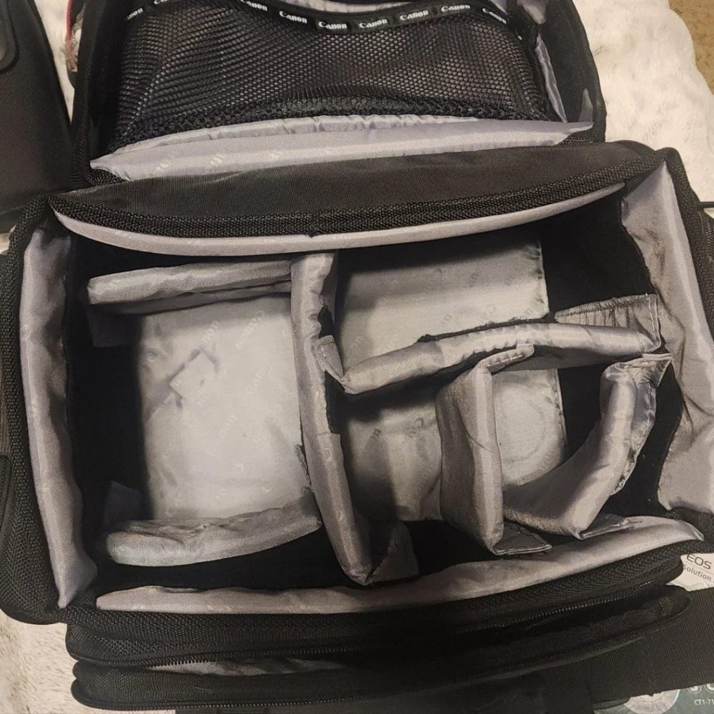 Canon EOS Rebel T2i 550D and Canon speedlite 430EXII & Accessories